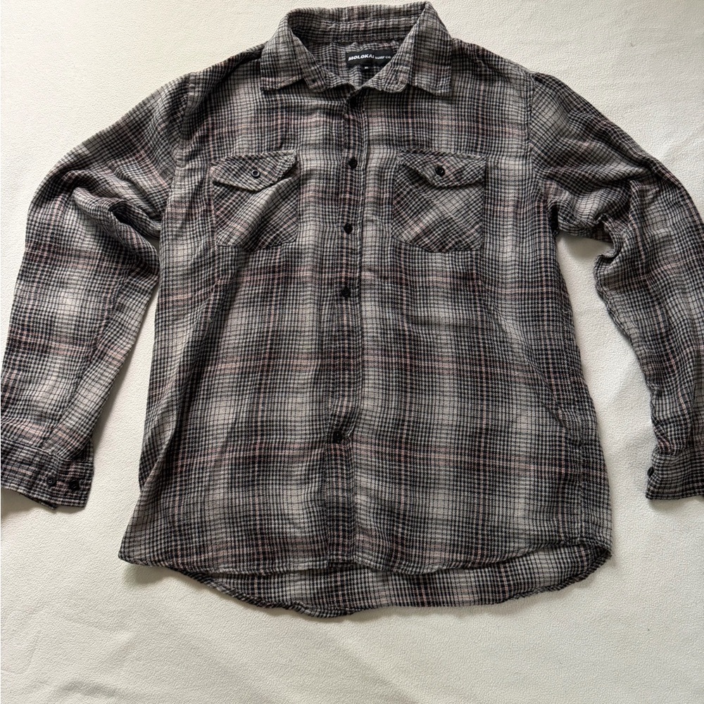 Men's Gray Plaid Button-Down Shirt